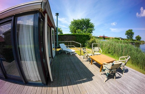 Anjum Ski Chalet | Chalet Valentina with sauna by the Lauwersmeer