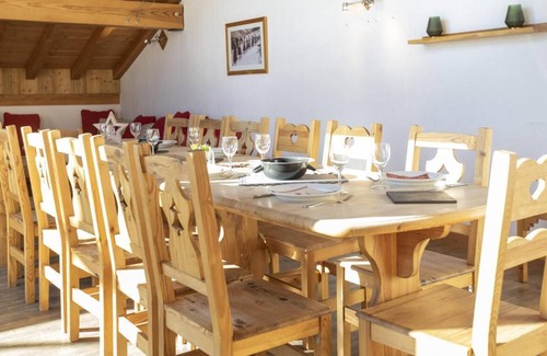 Les Eucherts Ski Chalet | Chalet, wifi, sauna, balcony, fireplace or stove, parking, tv, ski locker, 185m², La Rosière