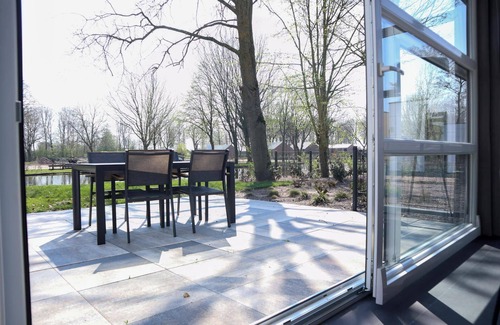 Belfeld House | Chalet with 2 bedrooms and a terrace