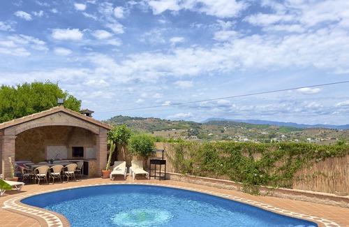 Alhaurin el Grande Ski Chalet | Chalet with swimming pool and barbecue