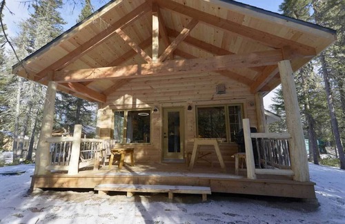 La Malbaie Ski Chalet | Chalets de Môh - NAVAJOS