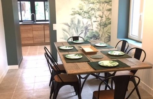Le Mans Cottage | Chaleureux gîte rénové avec 3 chambres et cheminée près du Mans, idéal pour famille et amis