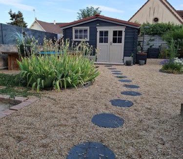 Romorantin-Lanthenay Bed & Breakfast | Chambre avec SDB privative et parking MOTO ou VL