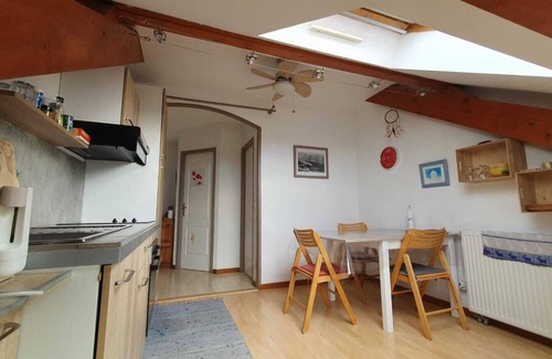 Choisy Bed & Breakfast | Chambre Coquelicot, 1 à 3, Voir 4 Personnes