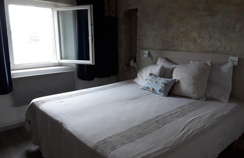 Roussillon Bed & Breakfast | Chambre du sentier des ocres