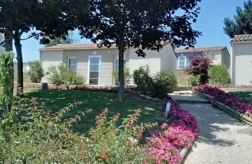 Les Epesses Apartment | Chambre Moderne avec Wi-fi | Près du Puy du Fou