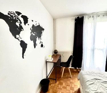 Orleans House | Chambre Monde Tout confort Saint-Marceau