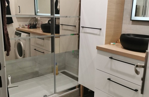 Velizy-Villacoublay Bed & Breakfast | Chambre Privée Dans Appartement Rénové
