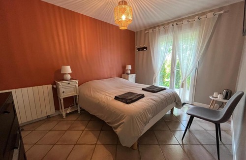 Capdenac-Gare Bed & Breakfast | Chambre privatives indépendante