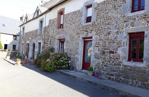 Le Mesnil-Aubert Bed & Breakfast | Chambres d'hôtes Au Hameau
