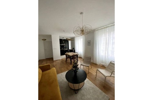 Barbatre Apartment | Champagne! Spacious apartment