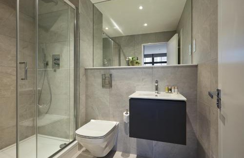 Holborn Apartment | Chancery Lane by Viridian Apartments