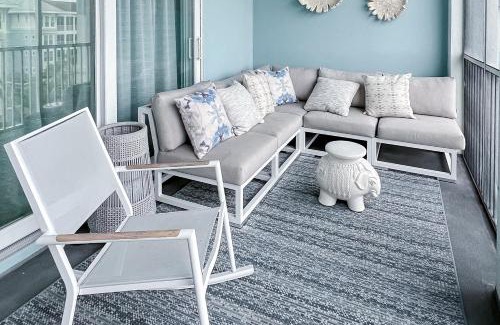 Whitney Beach Apartment | Changes in Lattitude 401