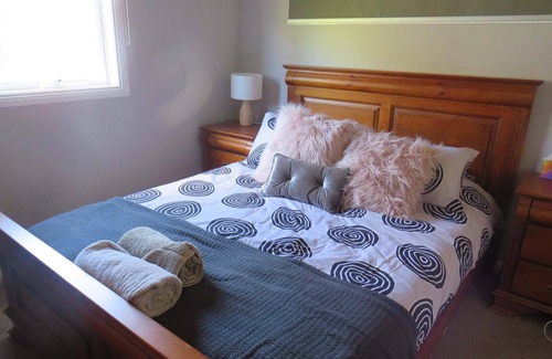 Merrijig House | Changue Blue New - Alpine Ridge
