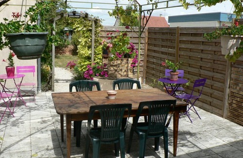 Noyers Cottage | Chantilly Cottage (Charming house up to 6 persons)