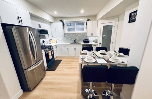 Southwest Edmonton Apartment | Chappelle Basement Mehul