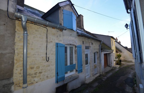Pouilly-sur-Loire Cottage | Character 300 year old cottage 100 metres from the Loire, sleeps up to 5