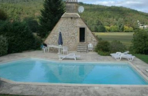 Tursac House | Character house 7/8 pers. with private pool, estate of Château de MARZAC