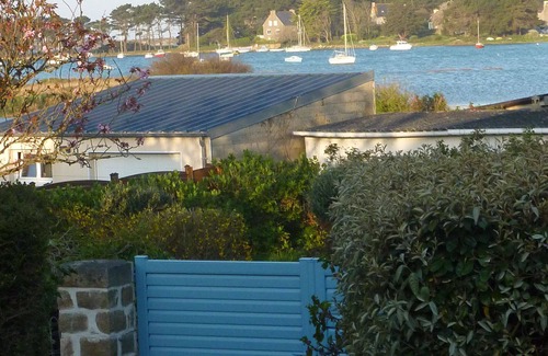 Pleumeur-Bodou House | Character house, comfortable, sea view in the Ile-Grande
