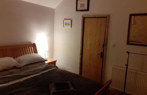 Weston-super-Mare House | Characterful Cottage near the Sea, Beach, Pier & Shops