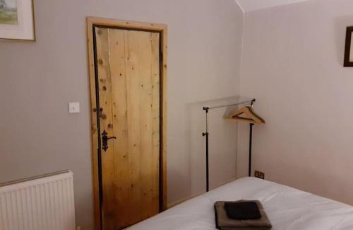 Weston-super-Mare House | Characterful Cottage near the Sea, Beach, Pier & Shops