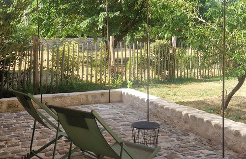 Bignoux House | Characterful Country House – Château-Fromage (Bignoux), Sleeps 4