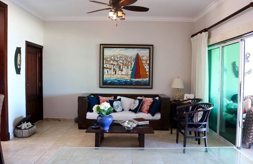 Los Cerros Apartment | Charamicos III