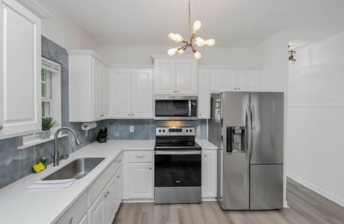 Earlewood House | Charleston Charm | 4BR, 3BA