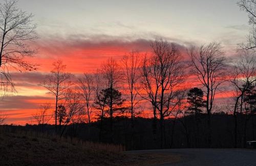 Ellijay Ski Chalet | Charlis Place Private Lux Cabin HotTub MT Views