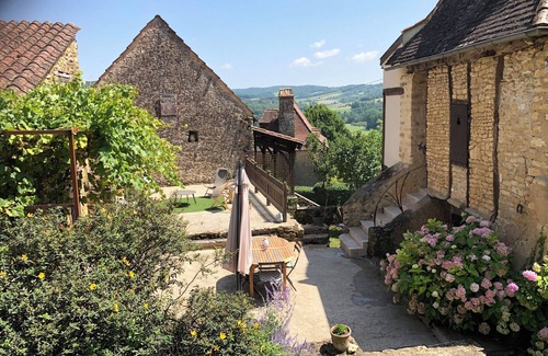 Coux-et-Bigaroque-Mouzens House | Charming country house