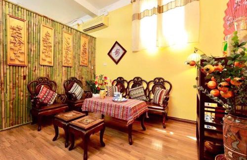 French Quarter Apartment | Charm Home 2