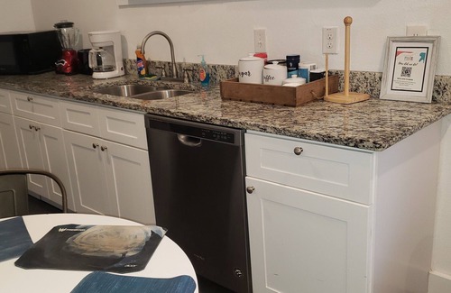 Monte Vista Apartment | Charm of Tobin Hill in San Antonio