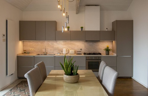 Bonfim House | Charm Palace