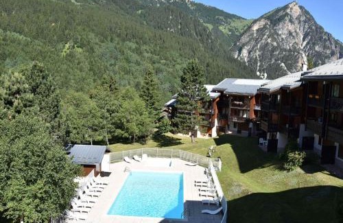 Pralognan-la-Vanoise Apartment | Charmant appart avec mezzanine, balcon sud, piscine chauffée, proche pistes et centre - FR-1-464-5