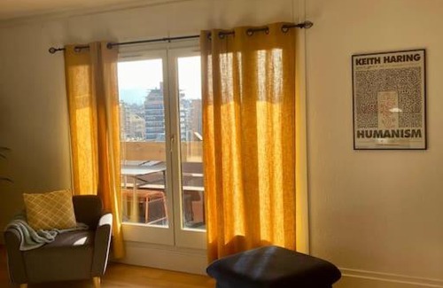 Thonon-les-Bains Apartment | Charmant Appartement Pop - Arty
