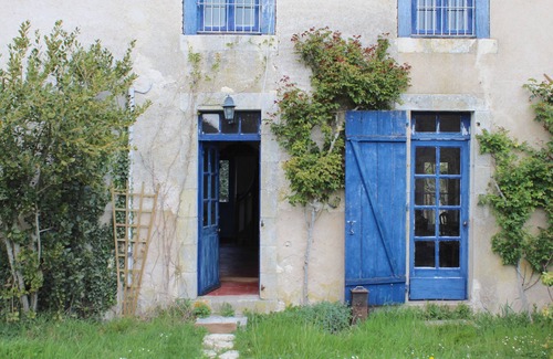 Saint-Maur House | Charmant Cottage, Entouré de Nature et Chevaux Dans le Berry