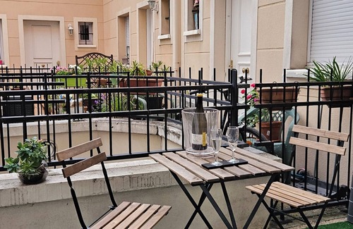 Bondy Apartment | Charmant Duplex 3P Avec Terrasse à 20 Minutes du Stade de France