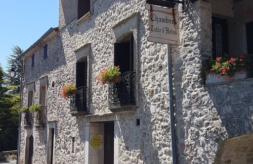 Le Caylar Apartment | Charmant Gîte au Coeur du Caylar