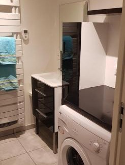 Aix-les-Bains Apartment | Charmant studio 2* rdc+ terrasse & parking privé