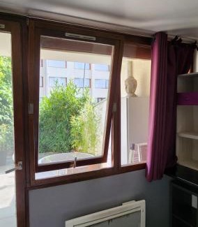 Aix-les-Bains Apartment | Charmant studio 2* rdc+ terrasse & parking privé