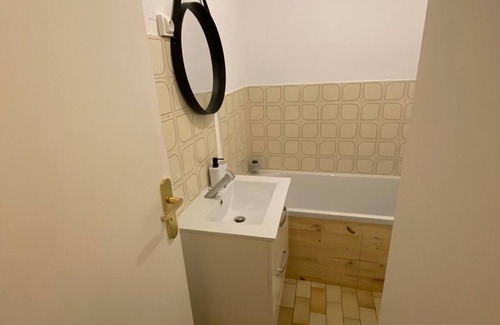 Alco Apartment | Charmant Studio Avec Jardin Privé