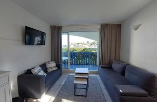Behobie Apartment | Charmant T2 avec piscine à 2 min de la plage - FR-1-239-1104
