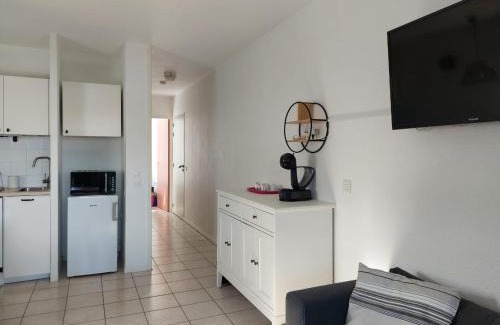 Behobie Apartment | Charmant T2 avec piscine à 2 min de la plage - FR-1-239-1104