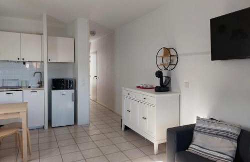 Behobie Apartment | Charmant T2 avec piscine à 2 min de la plage - FR-1-239-1104