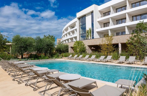 Baillargues Condo | Charmant T2 | Spa, golf & détente en pleine nature