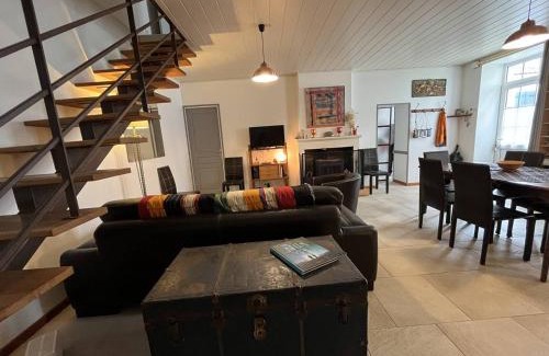 Saint-Georges-d'Oleron House | Charmante maison oléronnaise avec jardin, 3 chambres, centre bourg, proche plage, parking privé. - FR-1-246A-130
