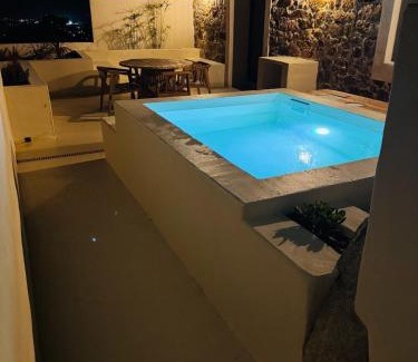 Cuttoli-Corticchiato House | Charmante maison en pierre vue mer et piscine privée