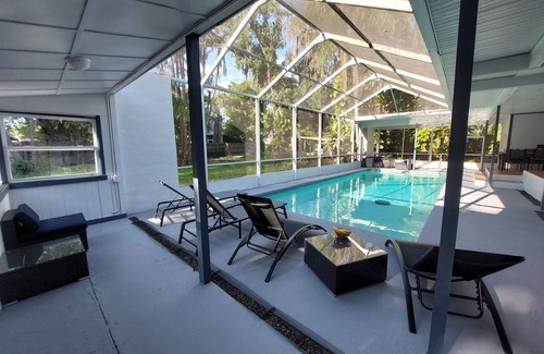 Avila House | Charmante Maison à Lutz Avec 3 Chambres, 3 Sdb, Piscine Privée Chauffée Pour 8