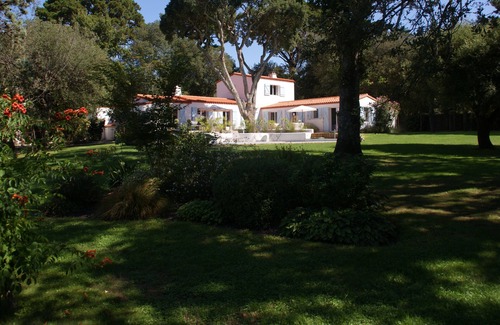 Pornic House | Charmante Villa de Bord de Mer, Avec Piscine, Situé Dans un Grand Parc Arboré