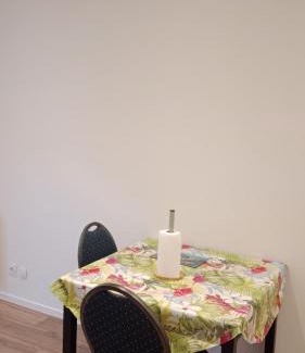 Aix-les-Bains Apartment | Charme rez de rue